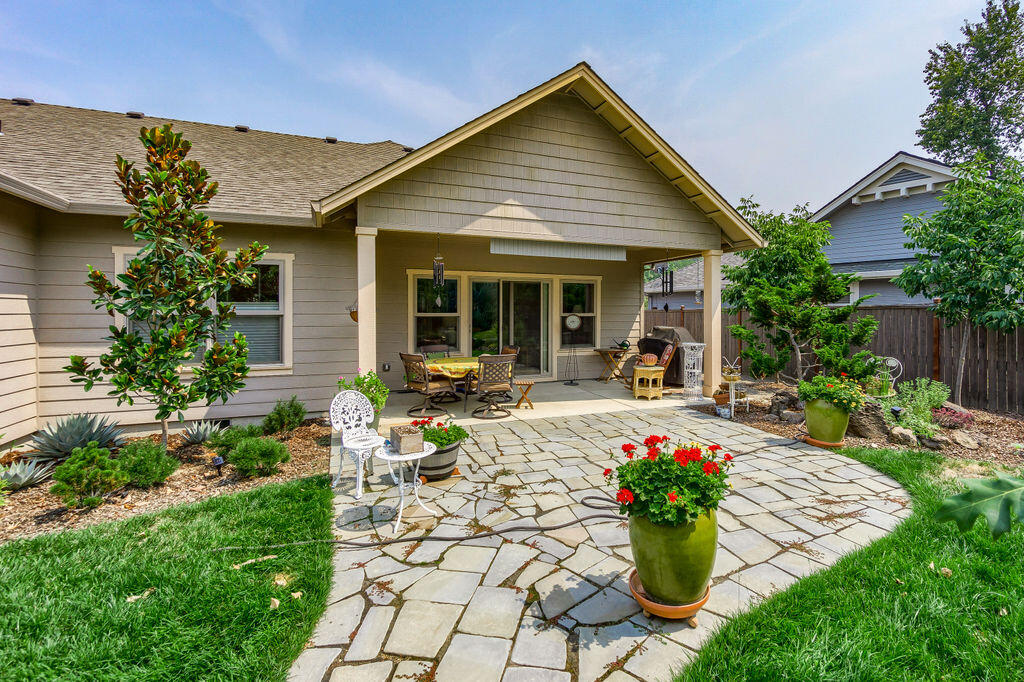 Vineyard View - Residential