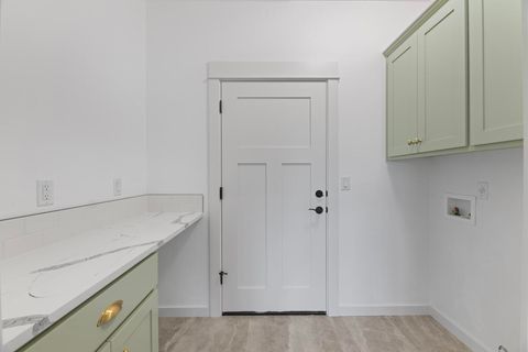 Tiny photo for 1240 Lighthouse Lane, Brookings, OR 97415 (MLS # 220212169)