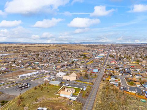 Tiny photo for 1030 S Adams Drive, Madras, OR 97741 (MLS # 220213587)