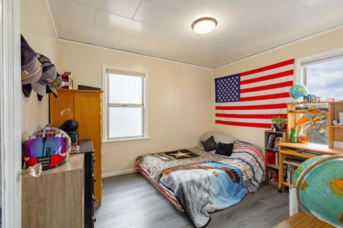 Tiny photo for 1030 S Adams Drive, Madras, OR 97741 (MLS # 220213587)