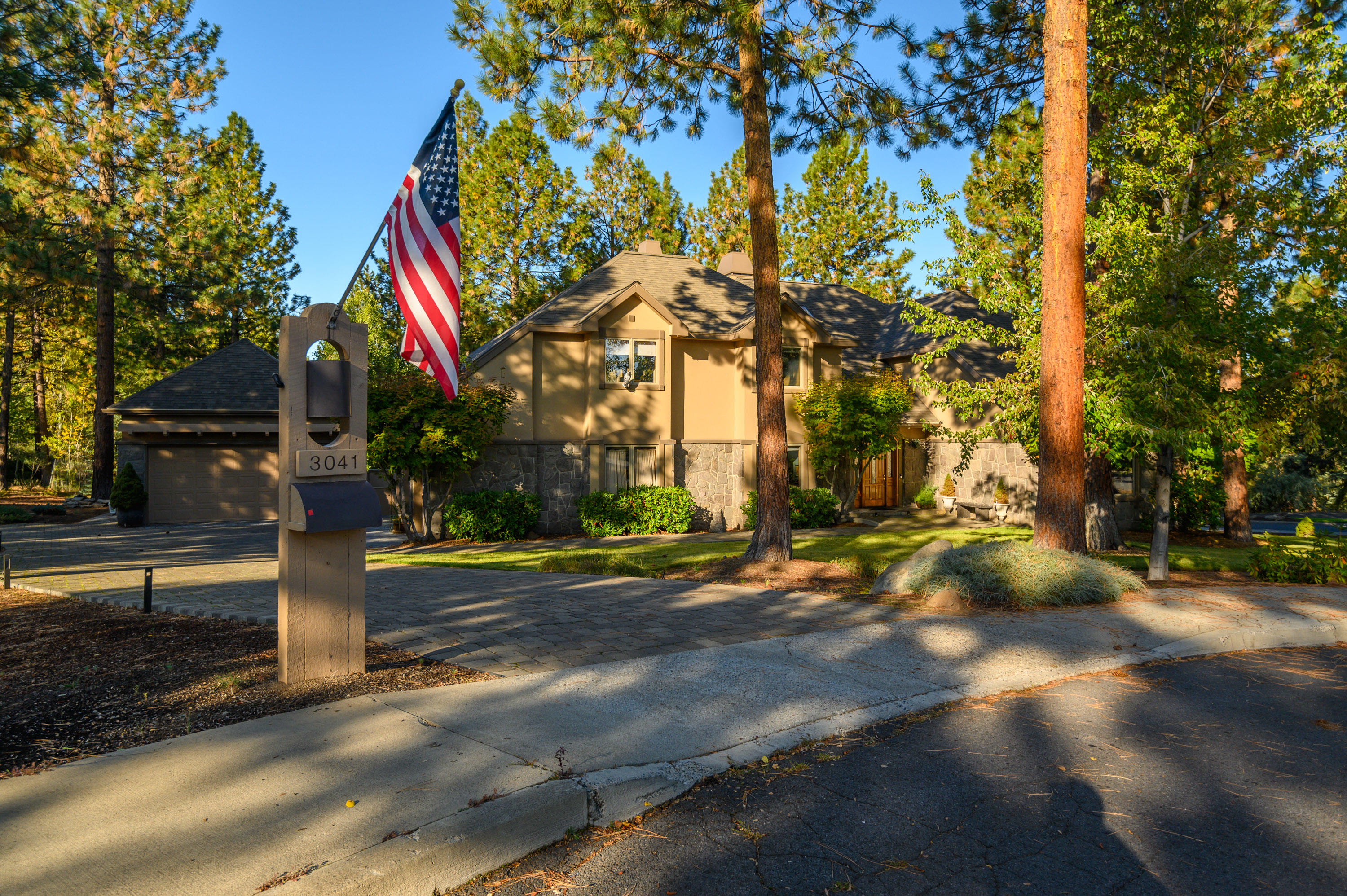 Awbrey Butte - Residential