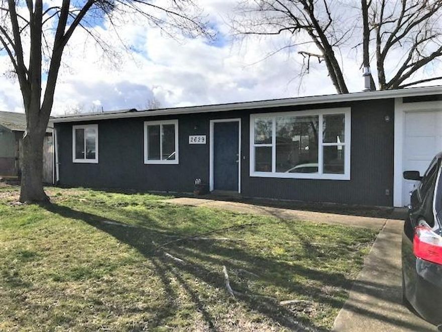 Wonderfully updated 3 bedroom, 1 bath home in a great location, minutes to Central Point or downtown Medford. Granite counter tops in the nicely updated kitchen. Remodeled bathroom. New paint in and out of home. Huge backyard ready for your design. This home is ready for you to move in and start enjoying the Rogue Valley.