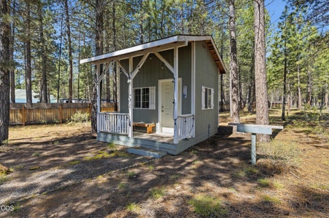Tiny photo for 15640 Woodgreen Court, La Pine, OR 97739 (MLS # 220222490)
