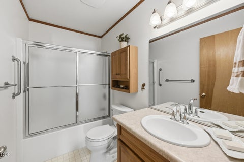 Tiny photo for 15640 Woodgreen Court, La Pine, OR 97739 (MLS # 220222490)