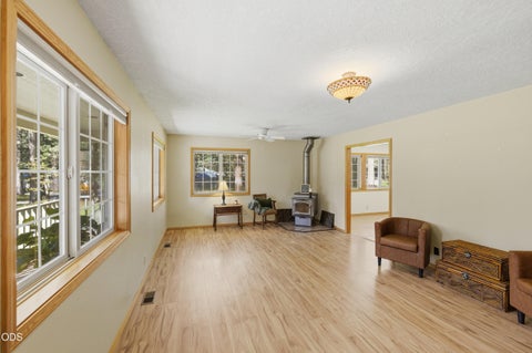 Tiny photo for 15640 Woodgreen Court, La Pine, OR 97739 (MLS # 220222490)