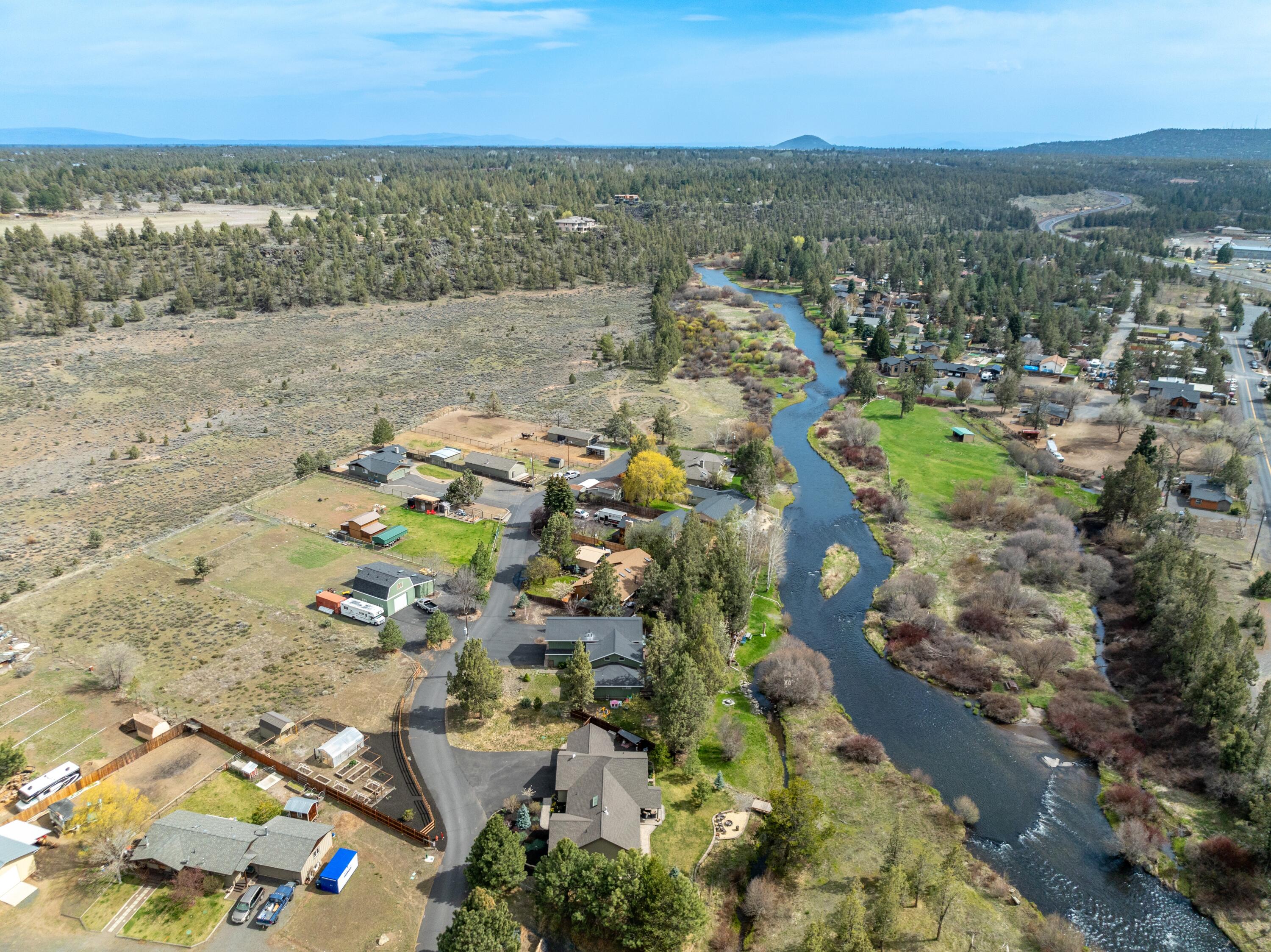 Townsite Of Laidlaw - Residential