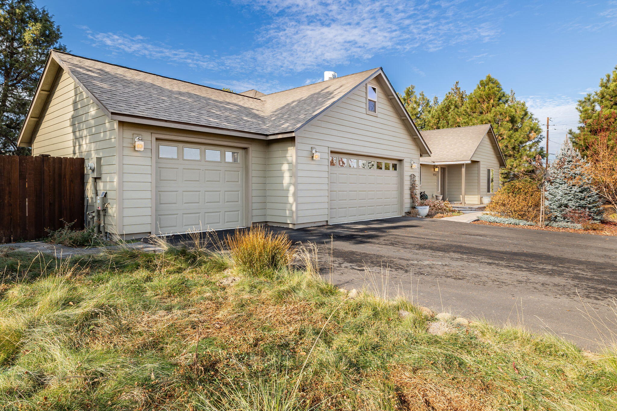 Townsite Of Laidlaw - Residential