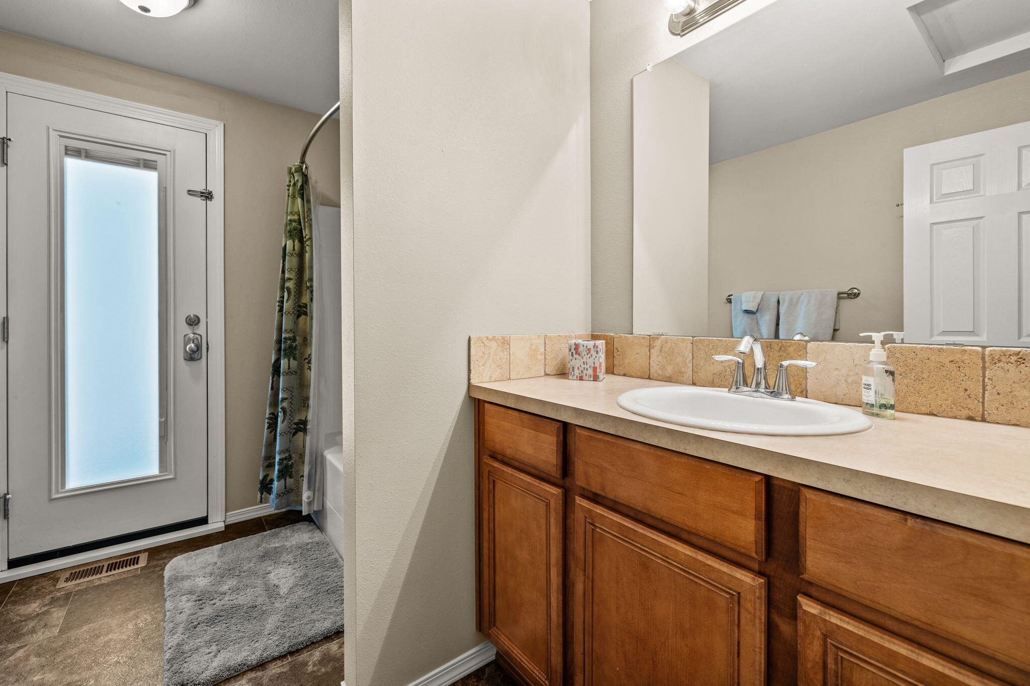 Townsite Of Laidlaw - Residential