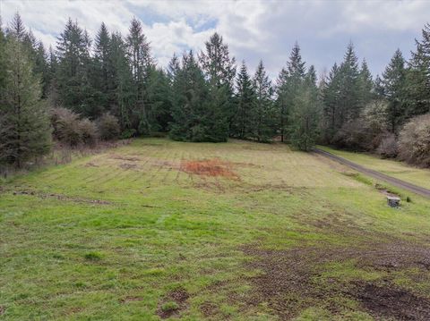 Tiny photo for 40875 Peoples Drive, Lebanon, OR 97355 (MLS # 220216927)