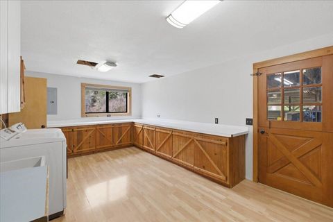 Tiny photo for 40875 Peoples Drive, Lebanon, OR 97355 (MLS # 220216927)