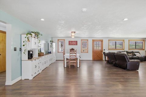 Tiny photo for 40875 Peoples Drive, Lebanon, OR 97355 (MLS # 220216927)