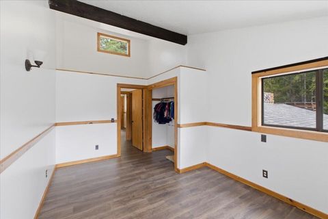 Tiny photo for 40875 Peoples Drive, Lebanon, OR 97355 (MLS # 220216927)