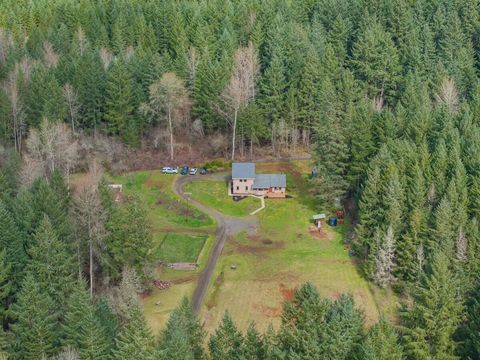 Tiny photo for 40875 Peoples Drive, Lebanon, OR 97355 (MLS # 220216927)