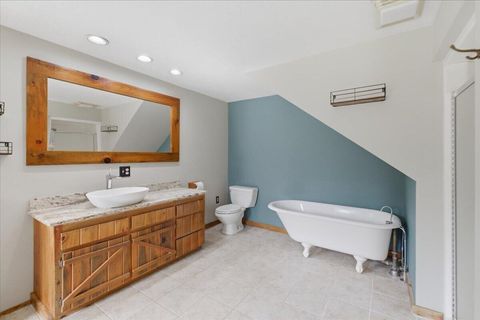 Tiny photo for 40875 Peoples Drive, Lebanon, OR 97355 (MLS # 220216927)