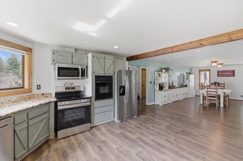 Tiny photo for 40875 Peoples Drive, Lebanon, OR 97355 (MLS # 220216927)