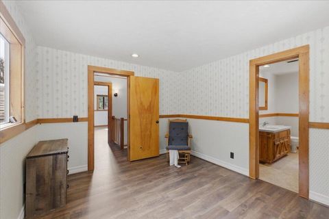 Tiny photo for 40875 Peoples Drive, Lebanon, OR 97355 (MLS # 220216927)