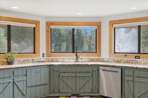 Tiny photo for 40875 Peoples Drive, Lebanon, OR 97355 (MLS # 220216927)