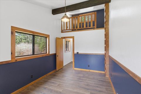 Tiny photo for 40875 Peoples Drive, Lebanon, OR 97355 (MLS # 220216927)