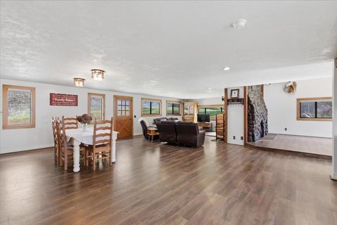 Tiny photo for 40875 Peoples Drive, Lebanon, OR 97355 (MLS # 220216927)