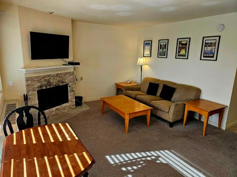 Tiny photo for 18575 SW Century Drive #1012, Bend, OR 97702 (MLS # 220220119)