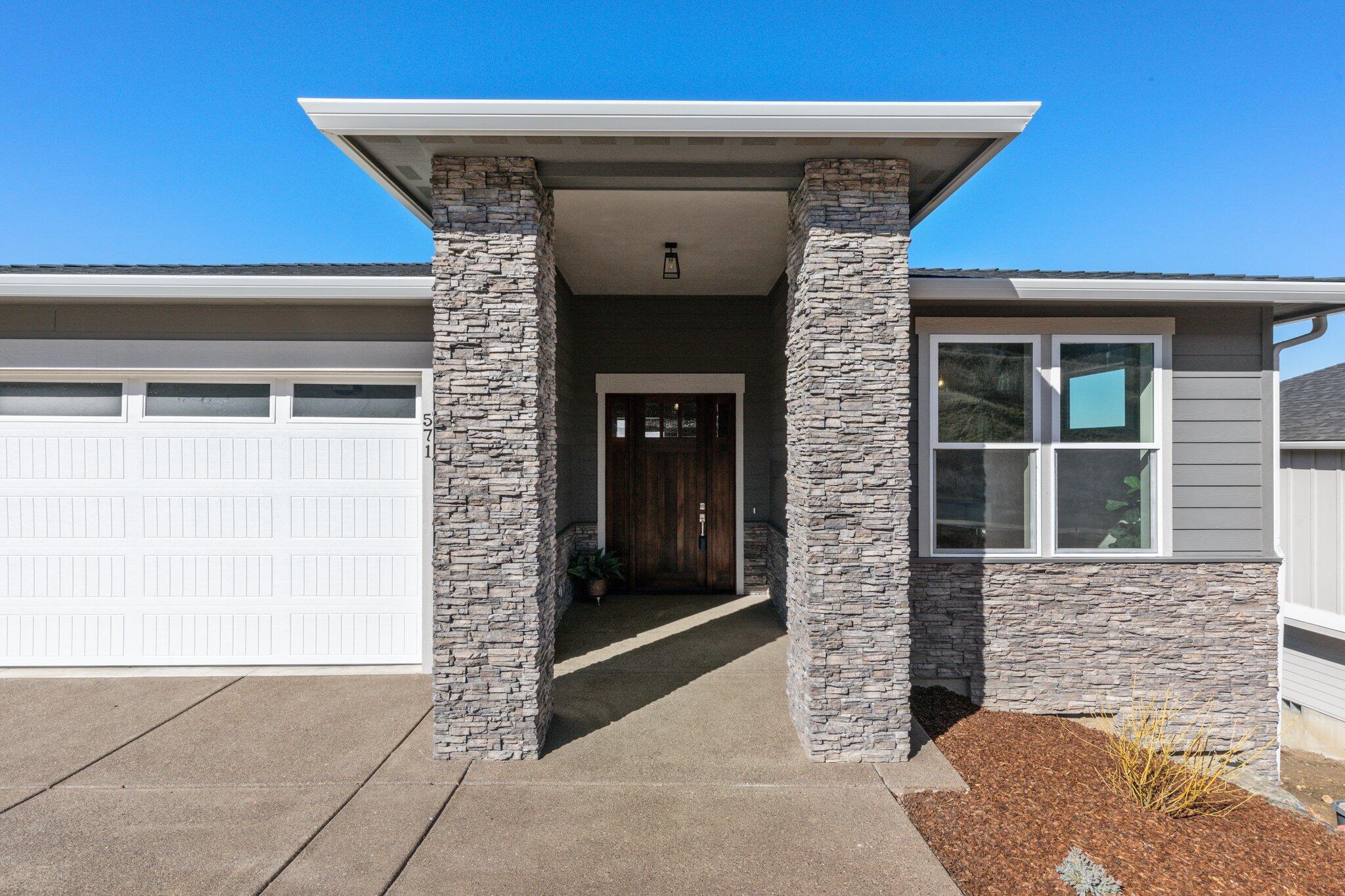 Bella Vista Heights Phases 1 & 2 - Residential