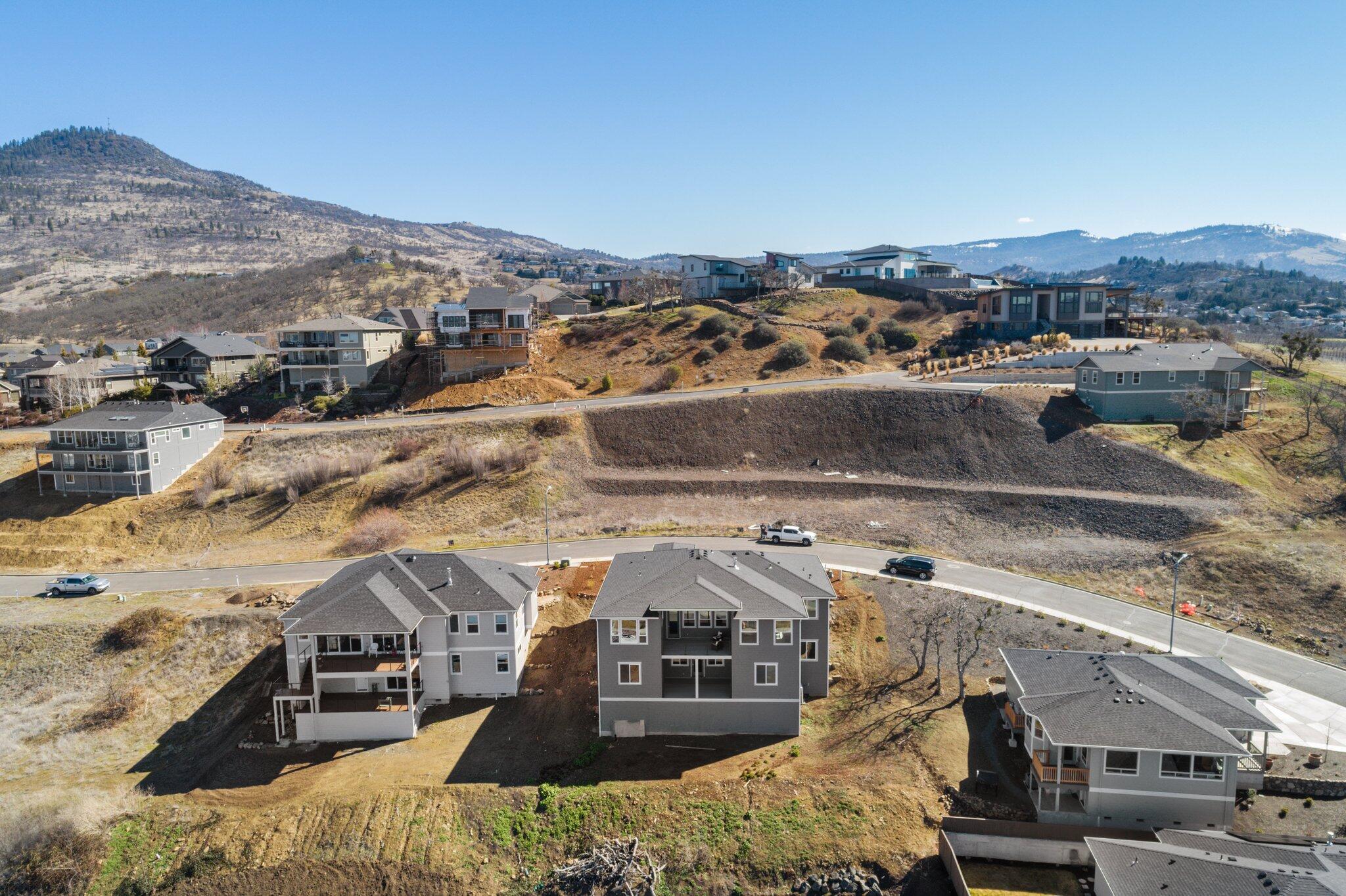 Bella Vista Heights Phases 1 & 2 - Residential