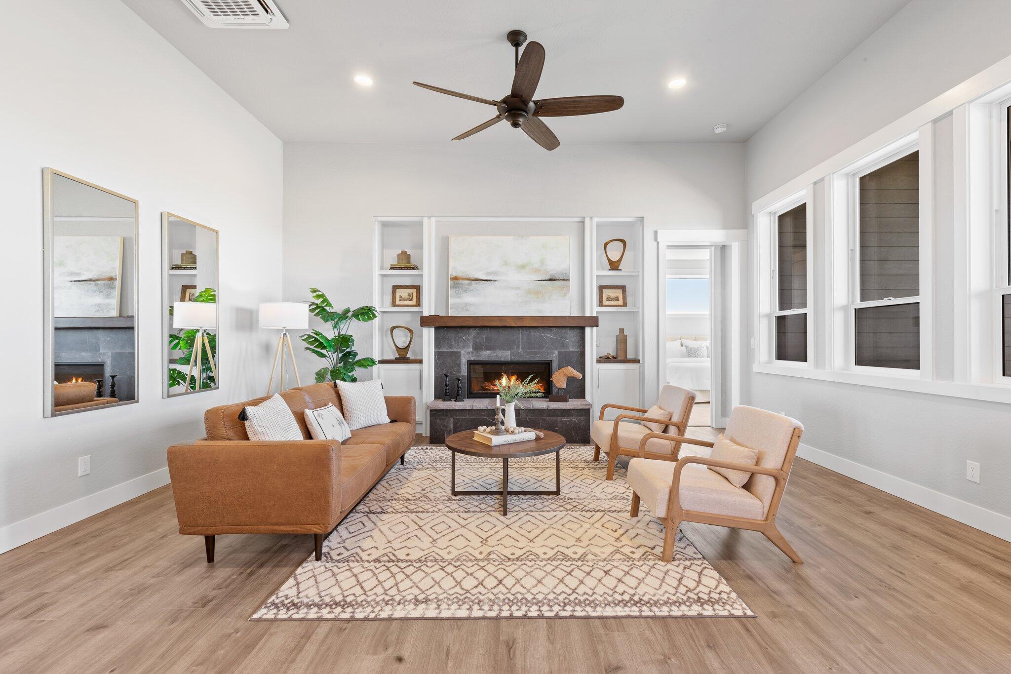 Bella Vista Heights Phases 1 & 2 - Residential