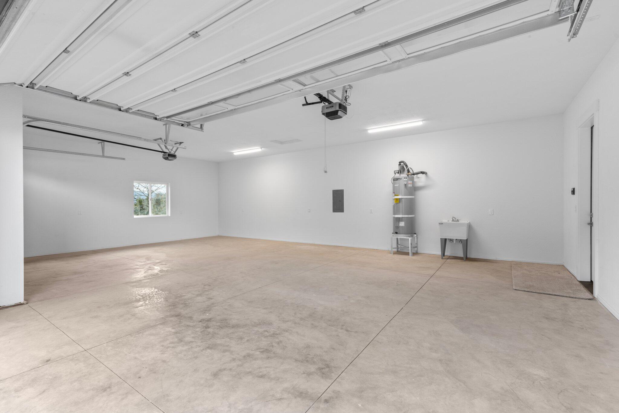 Bella Vista Heights Phases 1 & 2 - Residential