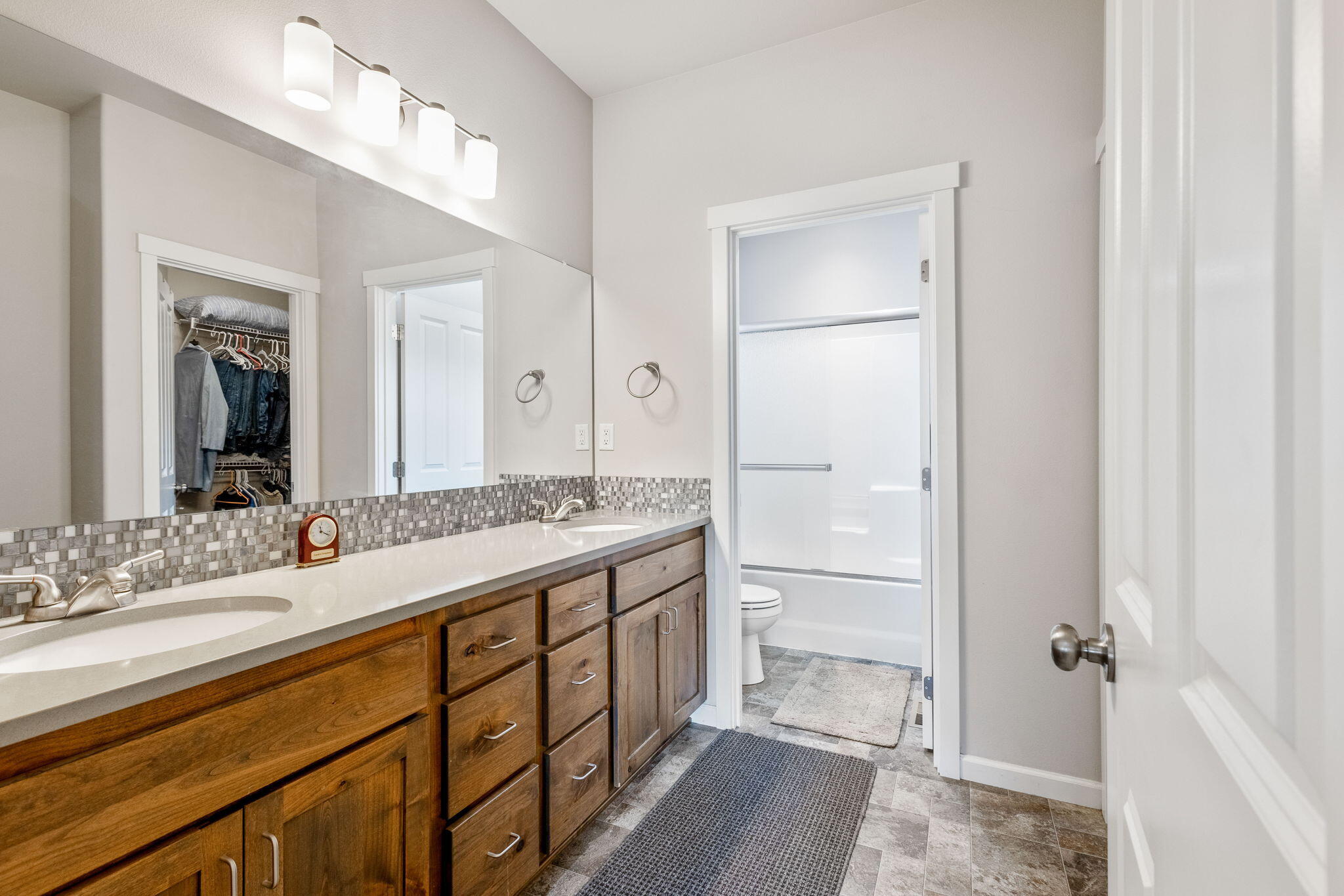 Fieldstone Crossing - Residential