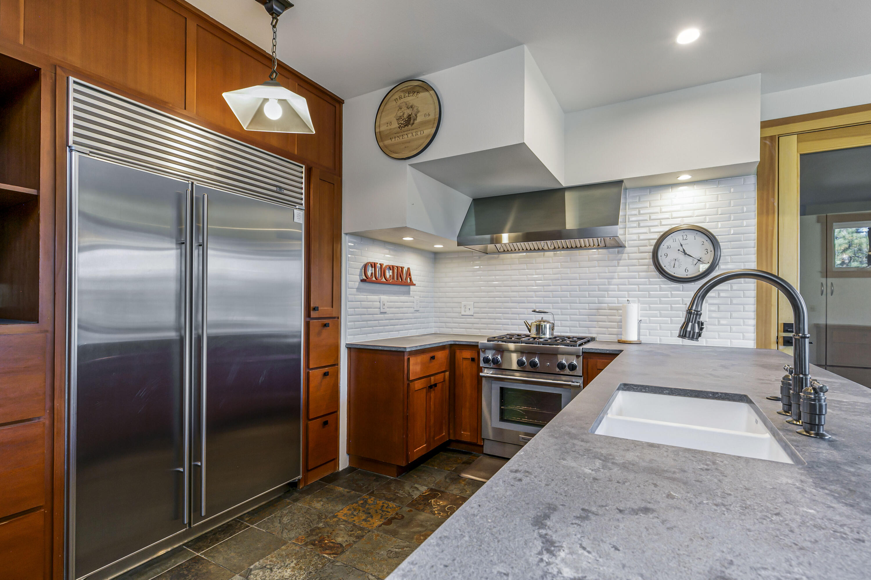 Golden Butte - Residential