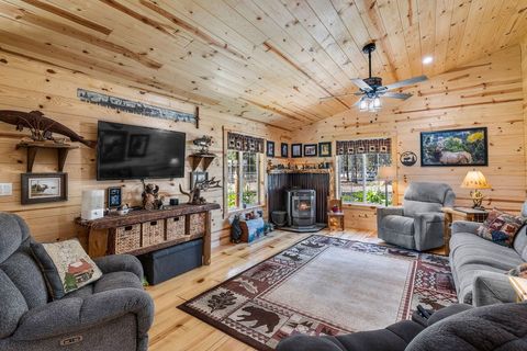 Tiny photo for 11963 Beechwood Drive, La Pine, OR 97739 (MLS # 220197117)