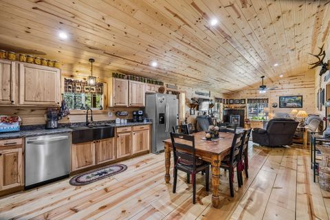 Tiny photo for 11963 Beechwood Drive, La Pine, OR 97739 (MLS # 220197117)