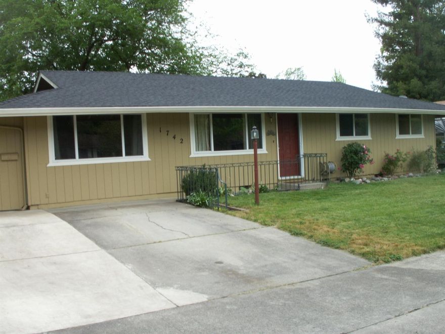 Large Master Bedroom w full Bath & large walk in closet. 3 Bedrooms plus 2 baths, 4th Bedroom was converted into an office & a fabulous newer sauna, Natural Gas, Forced Heat & Central Air, Attached workshop, Patio, Back yard access for an RV, Located close to schools & shopping. Sellers Home Warranty included