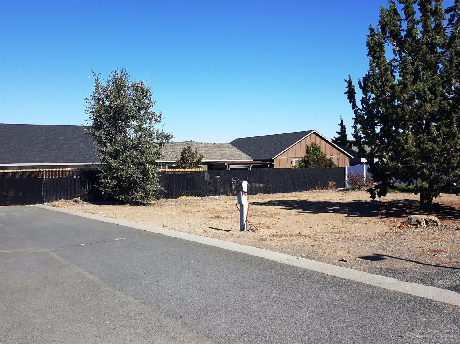 Aspen Creek Mob Pk - Land