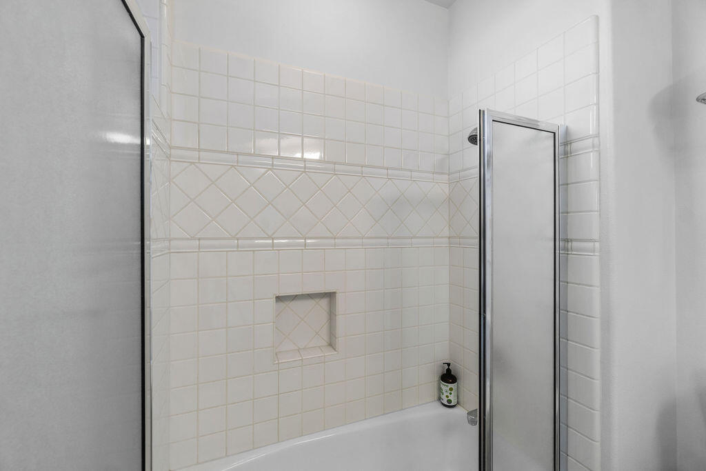 Broken Top - Residential