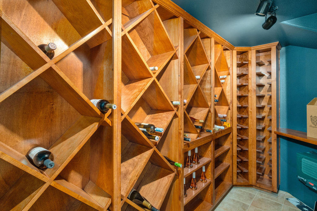 Broken Top - Residential