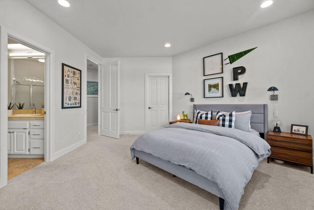 Broken Top - Residential