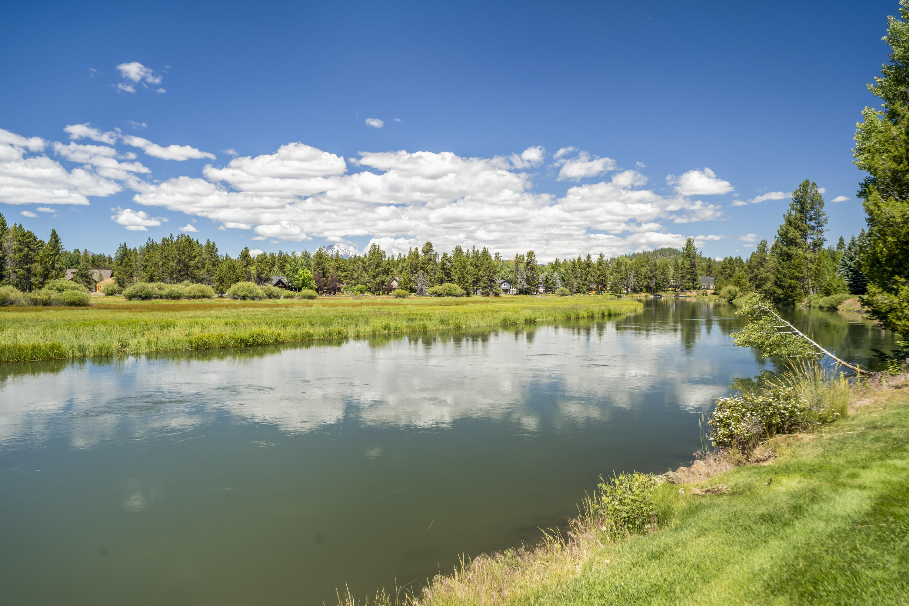 55635 Gatehouse Lane