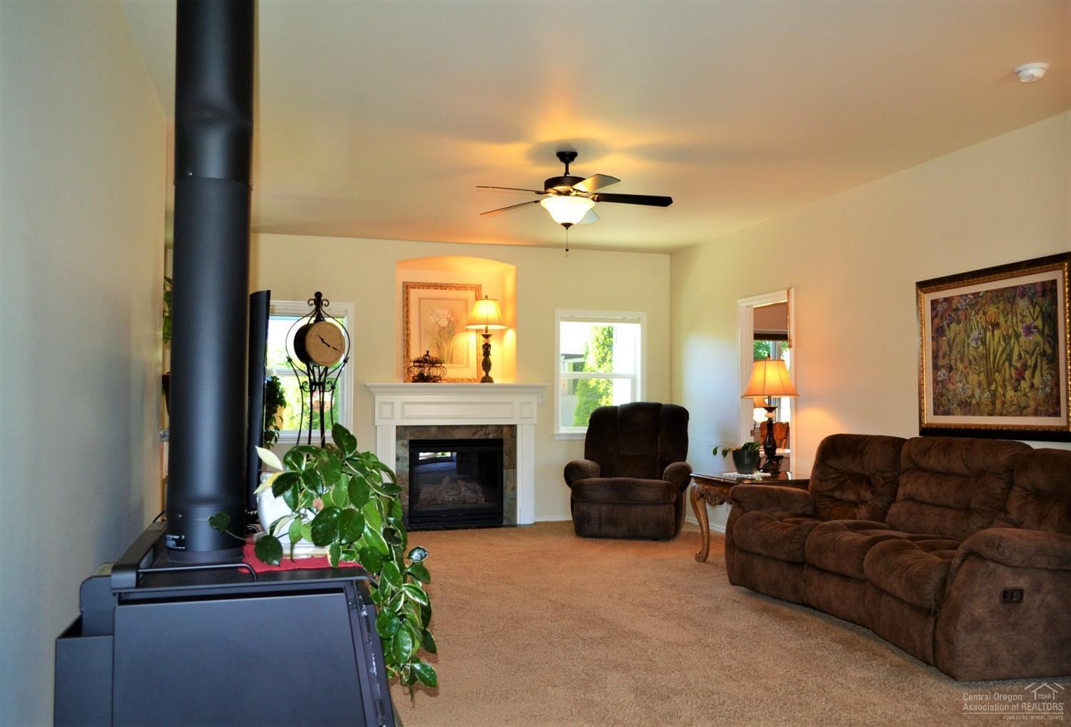 Hollow Pine Estate - Residential