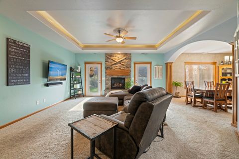 Tiny photo for 3864 Crystal Springs Drive, Medford, OR 97504 (MLS # 220212655)