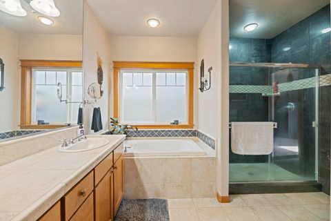 Tiny photo for 3864 Crystal Springs Drive, Medford, OR 97504 (MLS # 220212655)