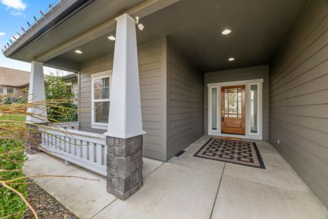 Tiny photo for 3864 Crystal Springs Drive, Medford, OR 97504 (MLS # 220212655)