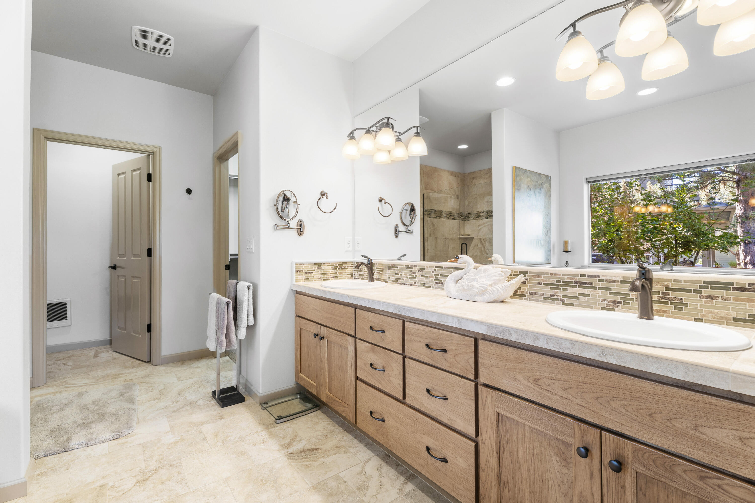 Eagle Crest - Residential