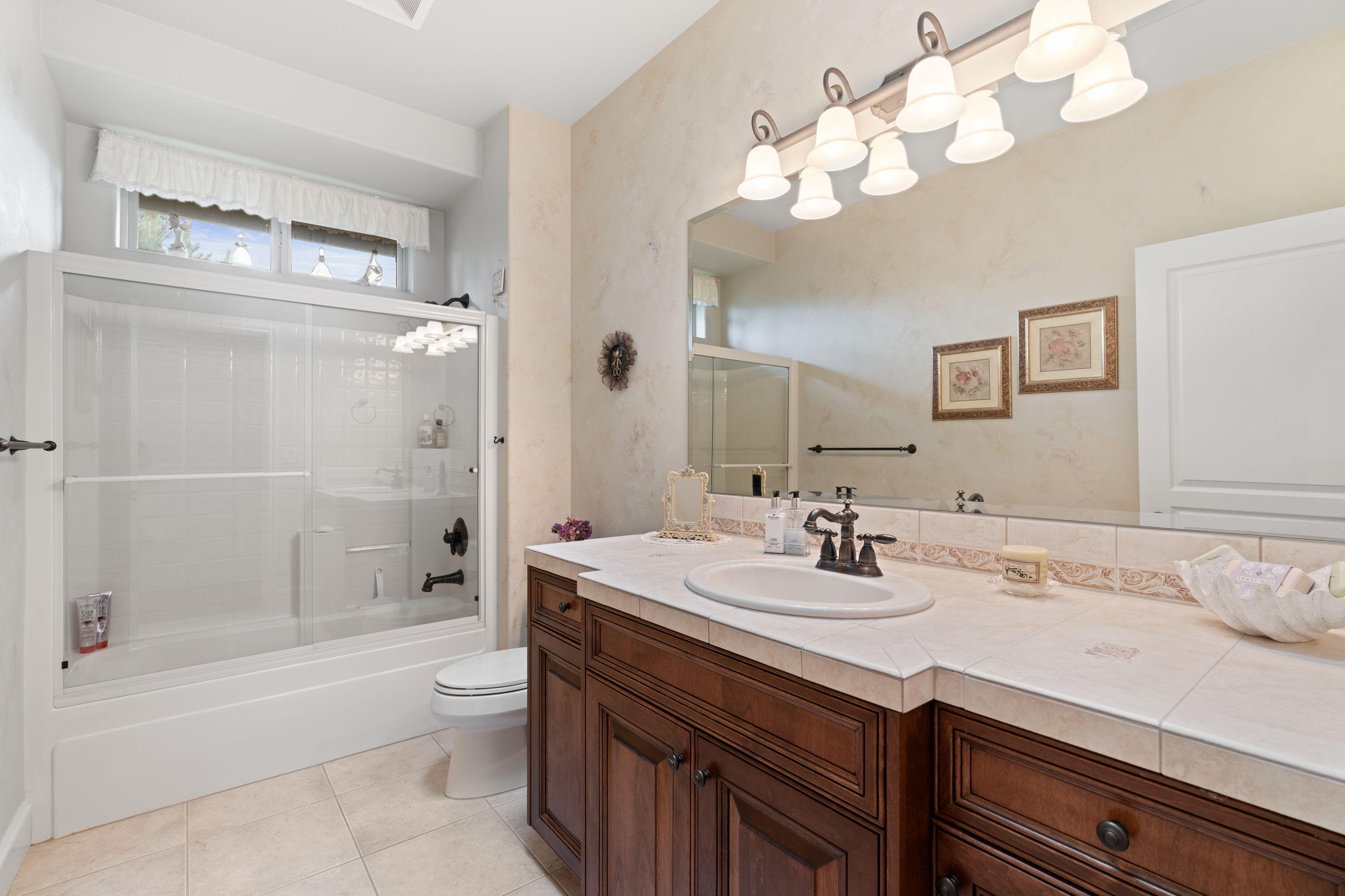 Eagle Crest - Residential