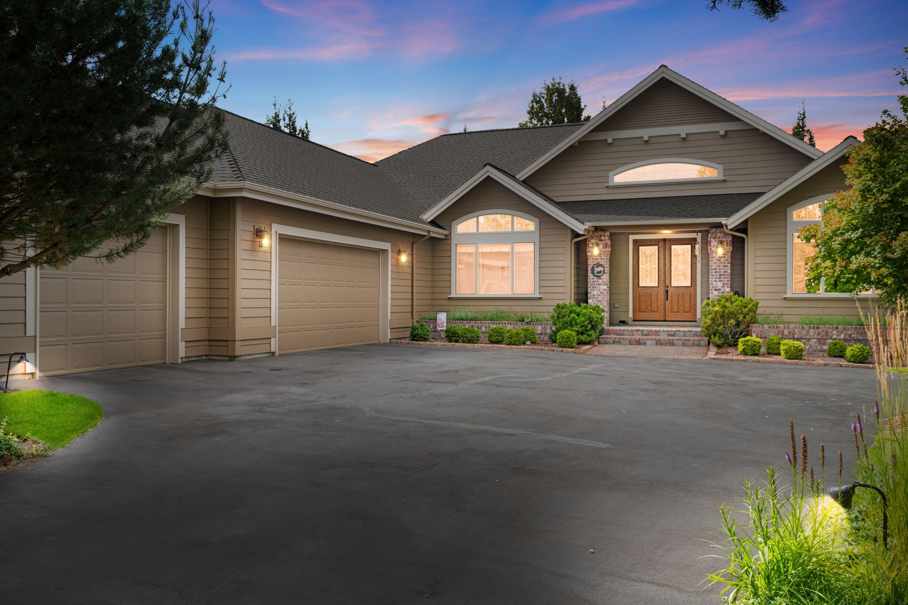 909 Willet Lane
