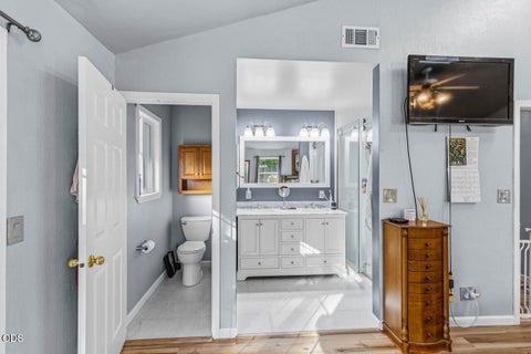 Tiny photo for 255 Queens Branch Road, Rogue River, OR 97537 (MLS # 220226147)