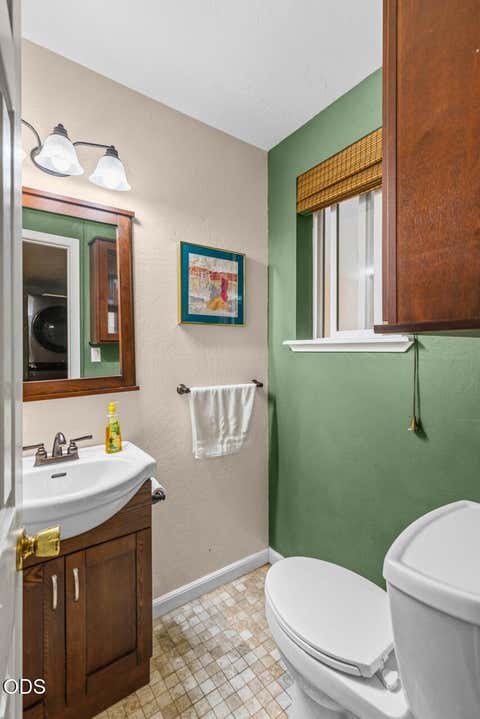 Tiny photo for 255 Queens Branch Road, Rogue River, OR 97537 (MLS # 220226147)