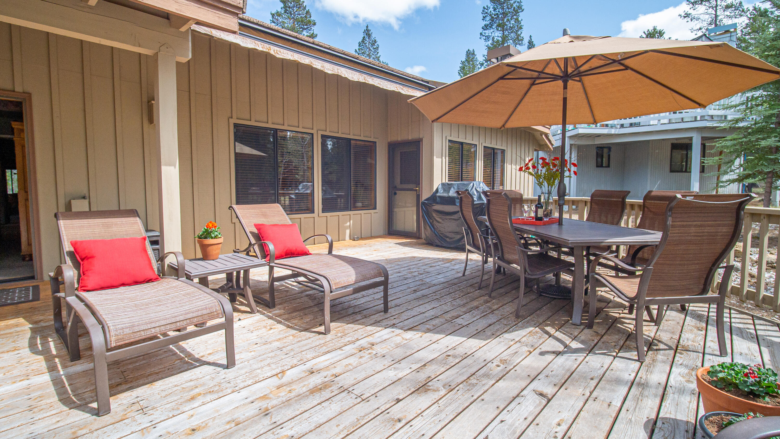 Fairway Crest Village - Residential