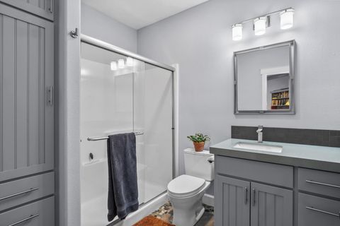 Tiny photo for 69205 Hawksflight Drive, Sisters, OR 97759 (MLS # 220216913)