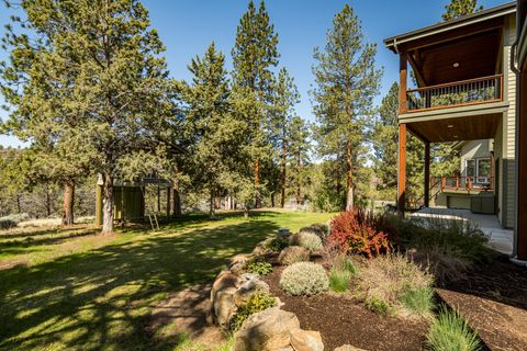 Tiny photo for 69205 Hawksflight Drive, Sisters, OR 97759 (MLS # 220216913)